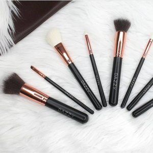 Dazzy Cosmetics Make up Brushes